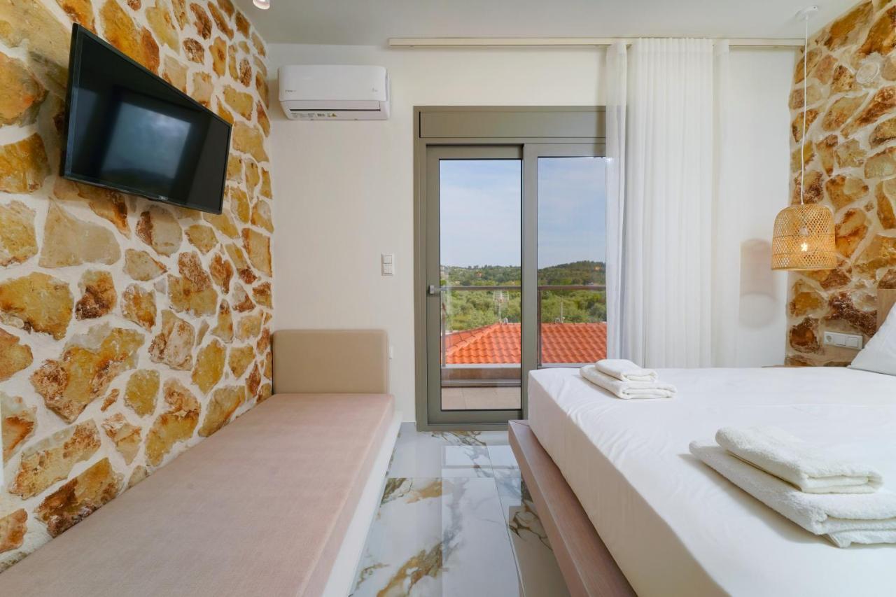 Athina Palace Luxurious Appartments Potósz Kültér fotó
